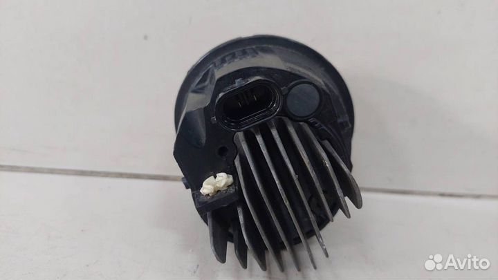 Фара противотуманная левая Toyota Land Cruiser Pra