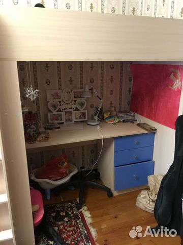 Кровать чердак со шкафом и столом