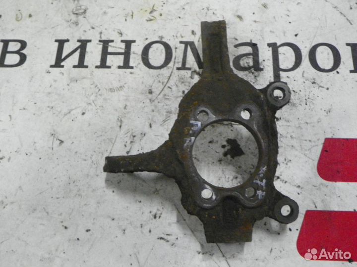 Кулак поворотный передний правый Nissan X-Trail