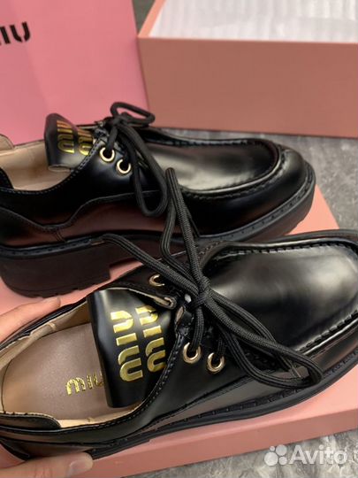 Лоферы туфли Miu Miu