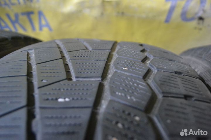 Gislaved Soft Frost 200 225/55 R17