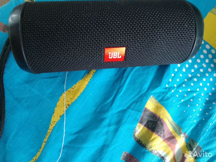 Колонка jbl