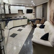 3-к. квартира, 90 м², 6/9 эт.