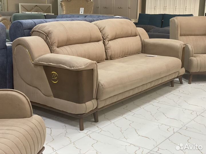 Диван Адмирал