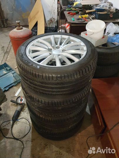 Michelin Primacy 4 235/45 R17 97W