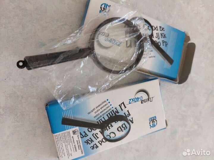 Степлер,лупы маленькие,магнитные держатели