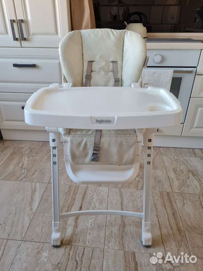 Стульчик для кормления inglesina gusto