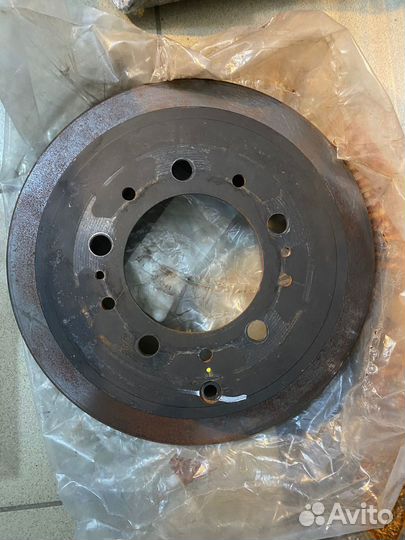 Задние тормозные диски Toyota Tundra