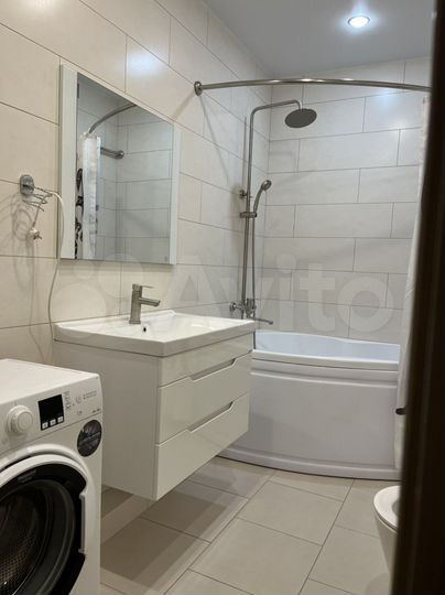 2-к. квартира, 55 м², 3/17 эт.