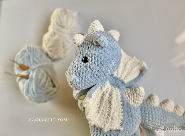 Вязаная игрушка комфортер дракон динозавр гусь