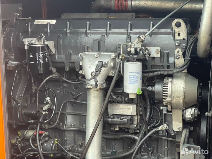 Дизельный генератор 300 квт б/у