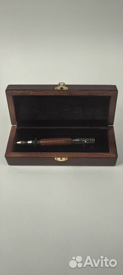 Ручка подарочная 