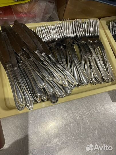 Набор столовых приборов