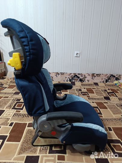 Автомобильное детское кресло от 9 до 36 кг