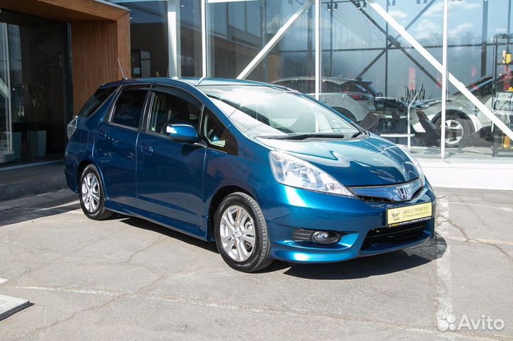 Honda Fit Shuttle 1.3 CVT, 2012, 142 287 км