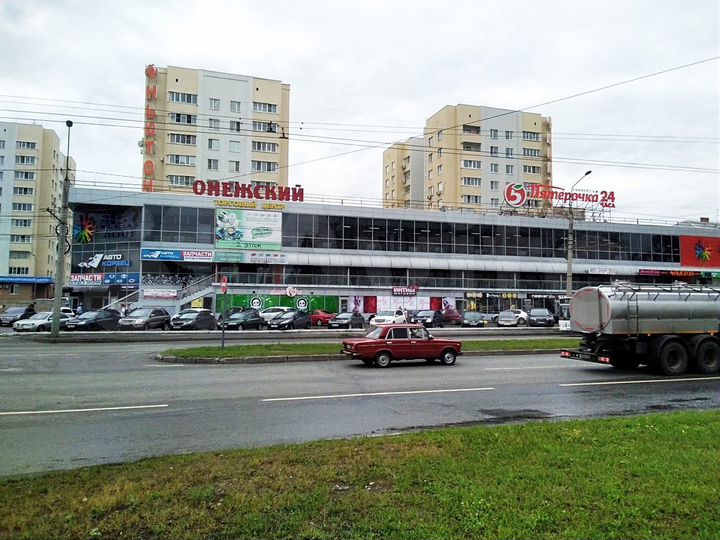 Торговая площадь, 120 м²