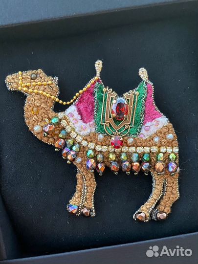 Брошь ручной работы