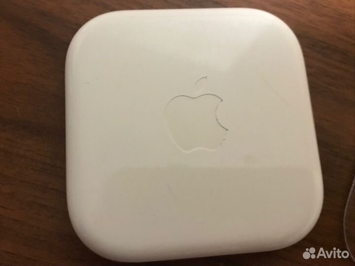 Футляр для проводных наушников Apple