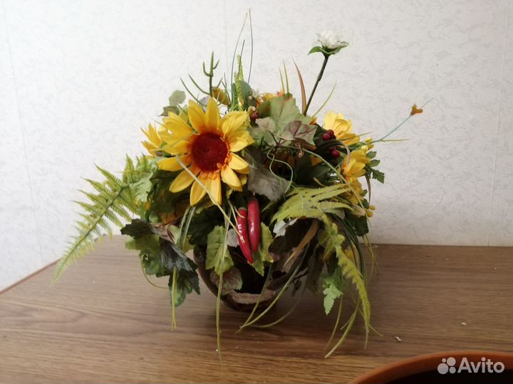 Цветочная композиция для интерьера