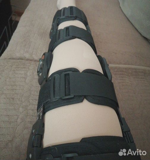 Ортез на коленный сустав