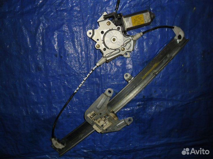 Стеклоподъемник двери задний левый Nissan Terrano