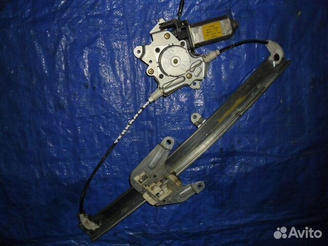 Стеклоподъемник двери задний левый Nissan Terrano