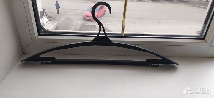 Продам вешалки