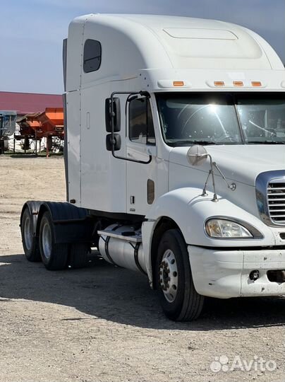 Freightliner Columbia, 2005