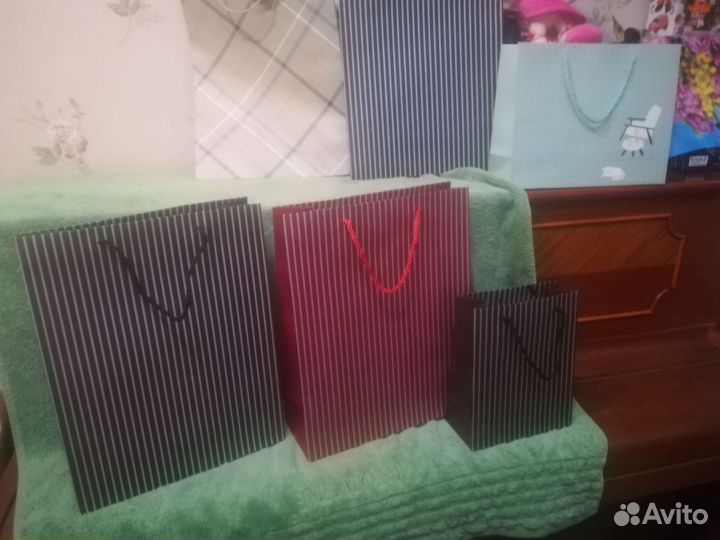 Пакеты подарочные