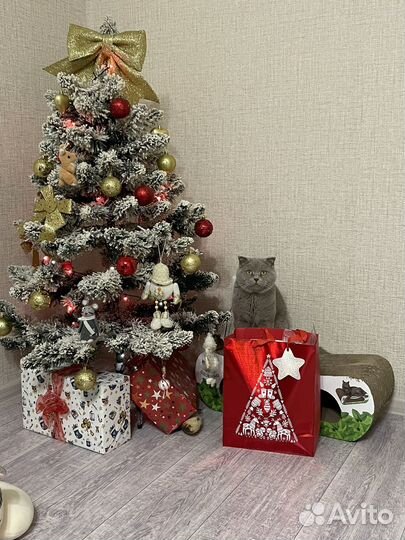 Елка искусственная заснеженная