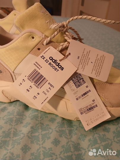 Кроссовки adidas