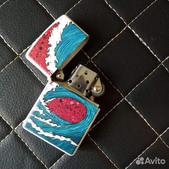 Nike Adidas Бензиновые зажигалки