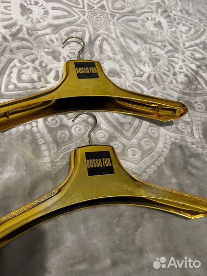 Вешалки плечики