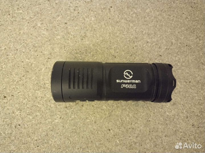 Фонарь sunwayman F40A трехцветный