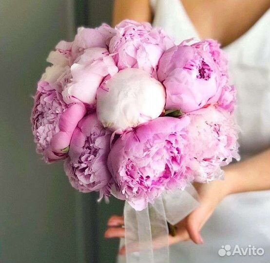 Букеты цветы пионы розы