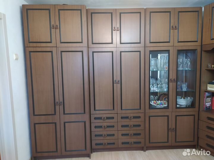 Стенка в гостиную бу