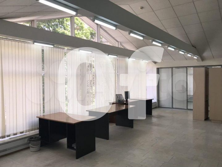 Продам здание, 3893 м²