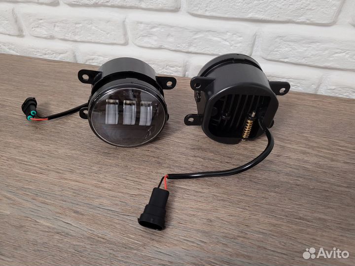 Противотуманные фары LADA Vesta с 2015