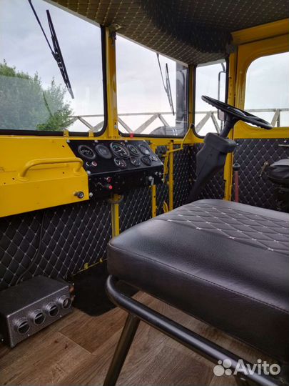 Трактор Кировец К-700А, 2000