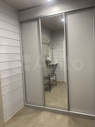 Дом 190 м² на участке 11 сот.