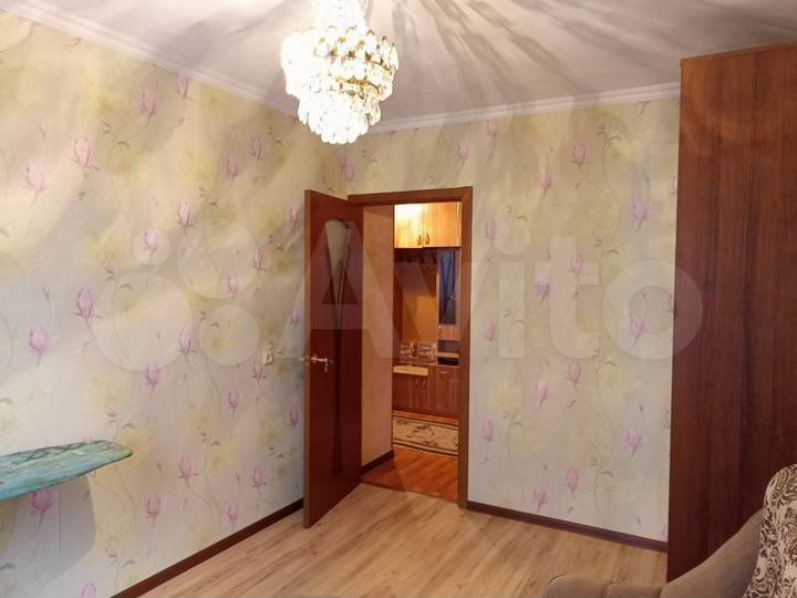 2-к. квартира, 54 м², 2/5 эт.