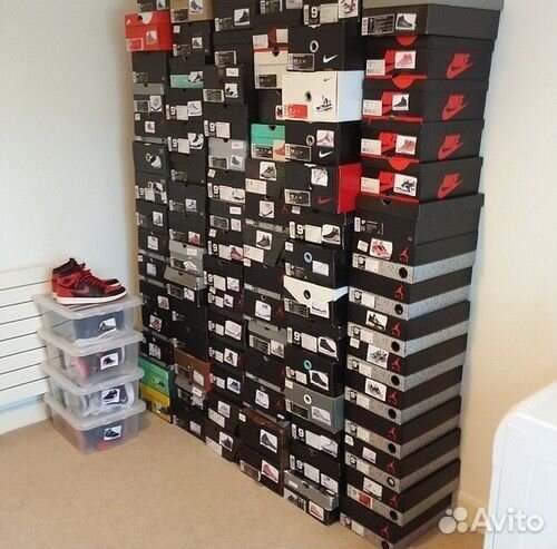 Кроссовки оптом