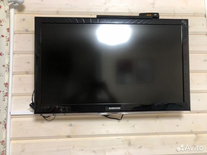 Телевизор samsung 37 дюймов