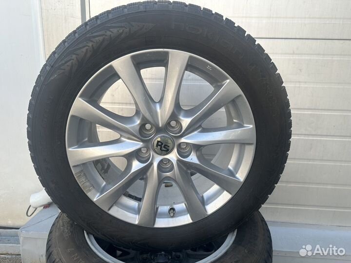 Комплект зимних колес mazda 6 225/55R17 nokian nor