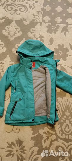Куртка демисезонная для девочки 140
