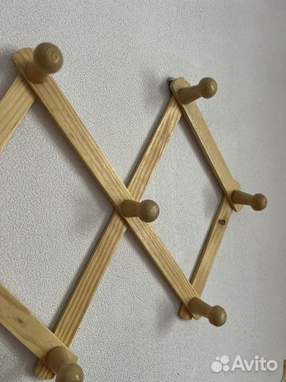 Вешалка раздвижная деревянная
