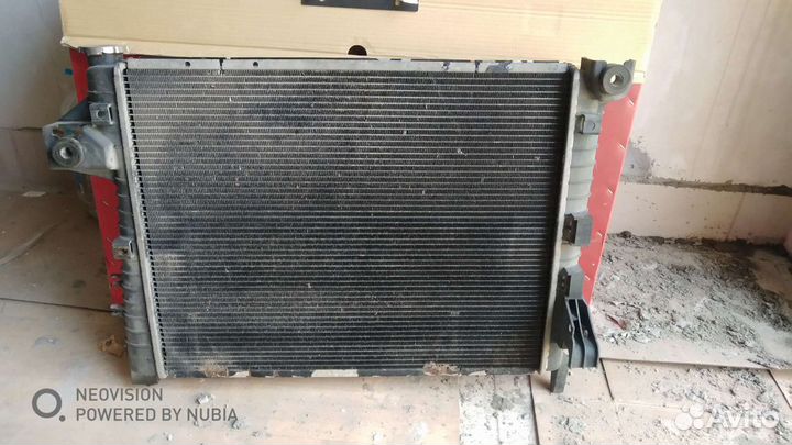 Радиатор Додж Рам