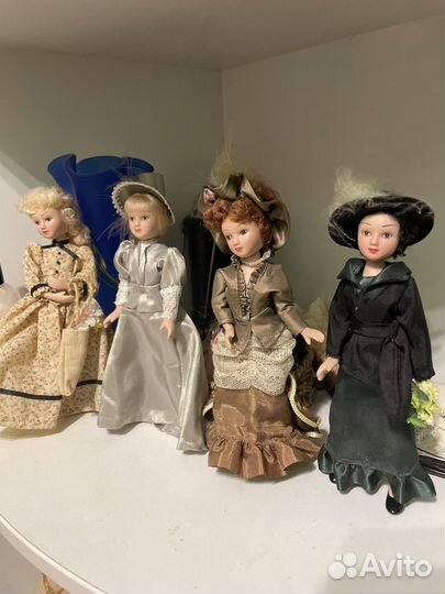 Куклы форфоровые