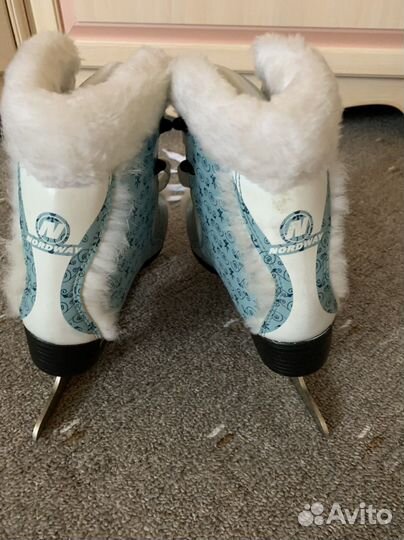 Коньки женские 35.5-36.5