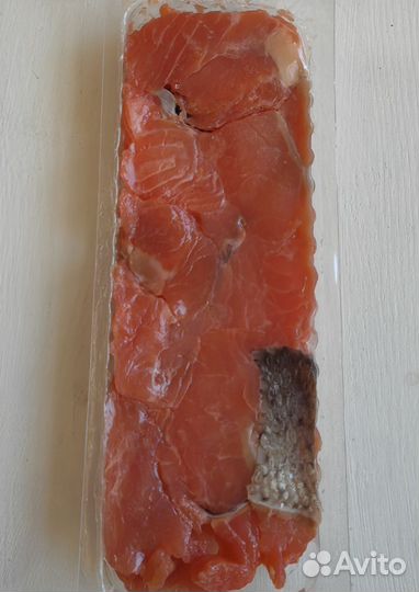 Мякоть / слайсы/кусочки/обрезь форели слабосолёная